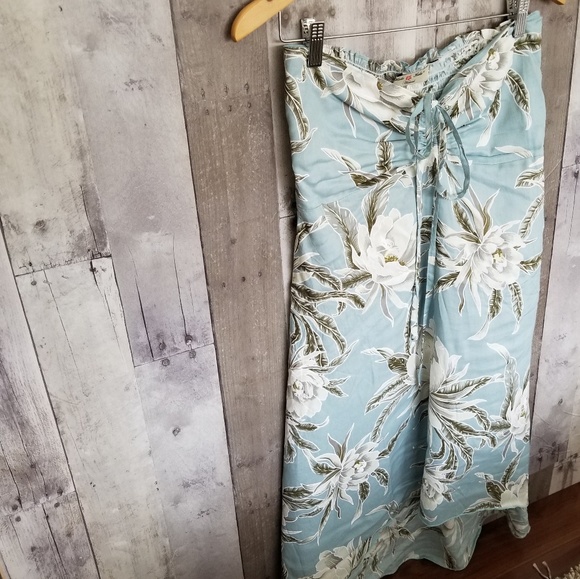 Hawaiian print strapless dress - Picture 2 of 6